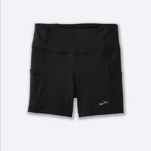 NWT Brooks Method 5” Running Short (Small)